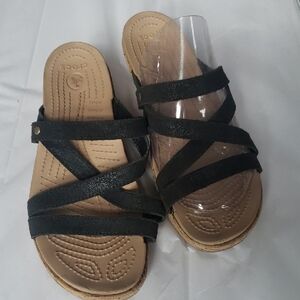Crocs Sandals Womens 8 A-leigh Strappy Cork Wedge Black Straps